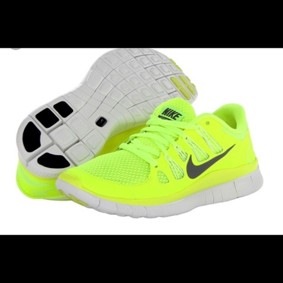 Nike Shoes - Nike Free Sneakers Size 7.5